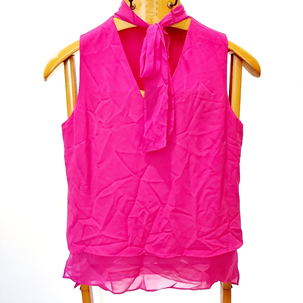 Belissimo Pink Cut out V Neck Neck Tie Top